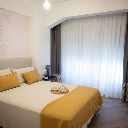 Laia Apartment *